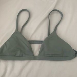 Midori bikini top